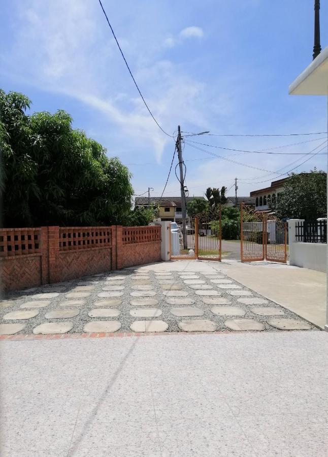 Klebang Seacove Spacious 5Br Villa By Nestcove Malacca Exterior photo